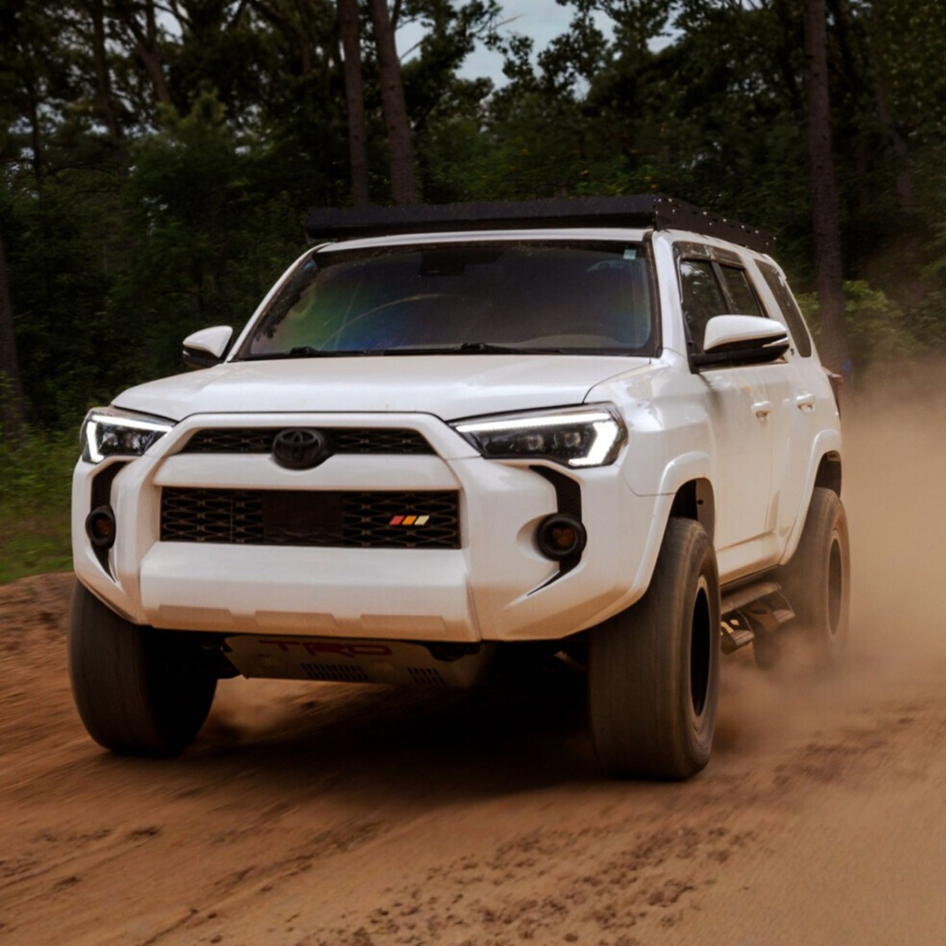 Toyota 4RUNNER: LED HEADLIGHTS (2014 - 2024) - image 10
