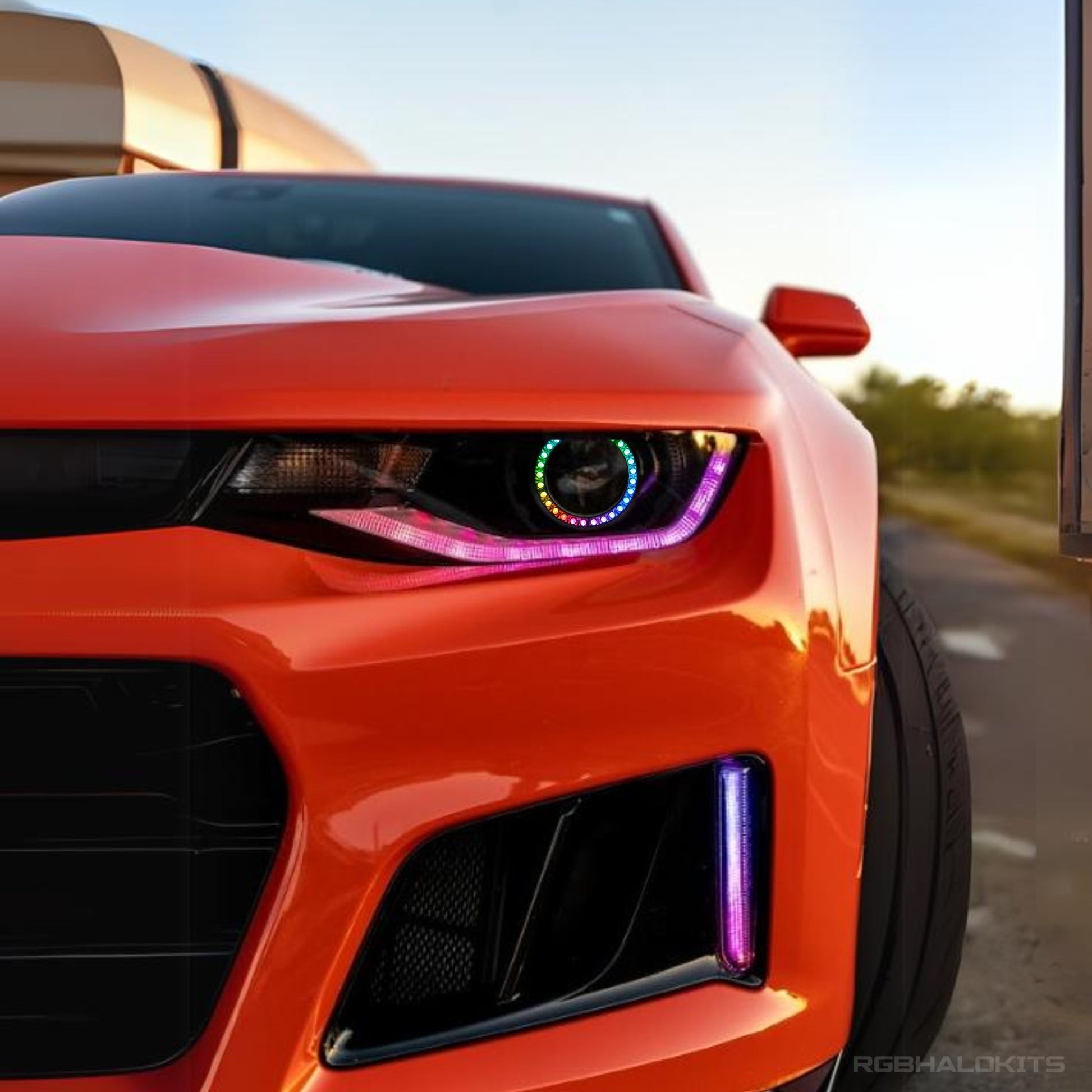 Chevrolet Camaro: Multicolor Flow Series Headlights w/ Halos (2016-2018) - image 9