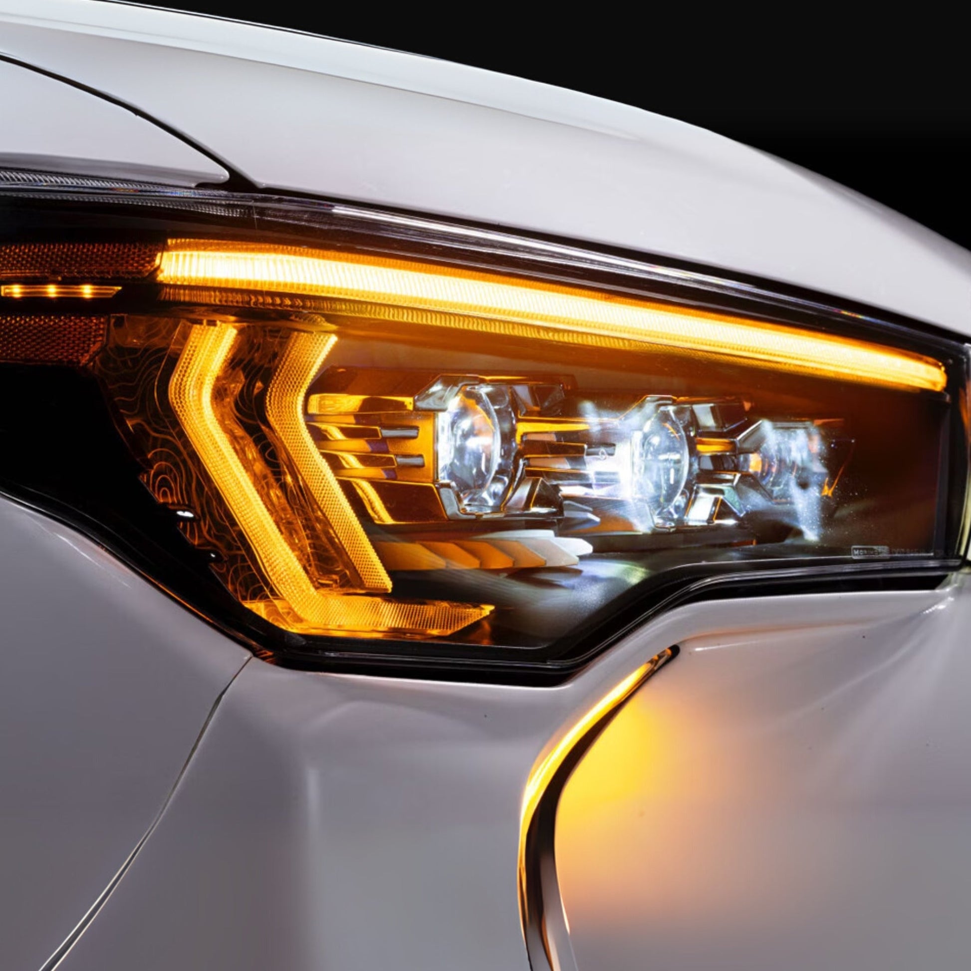 Toyota 4RUNNER: LED HEADLIGHTS (2014 - 2024) - image 8