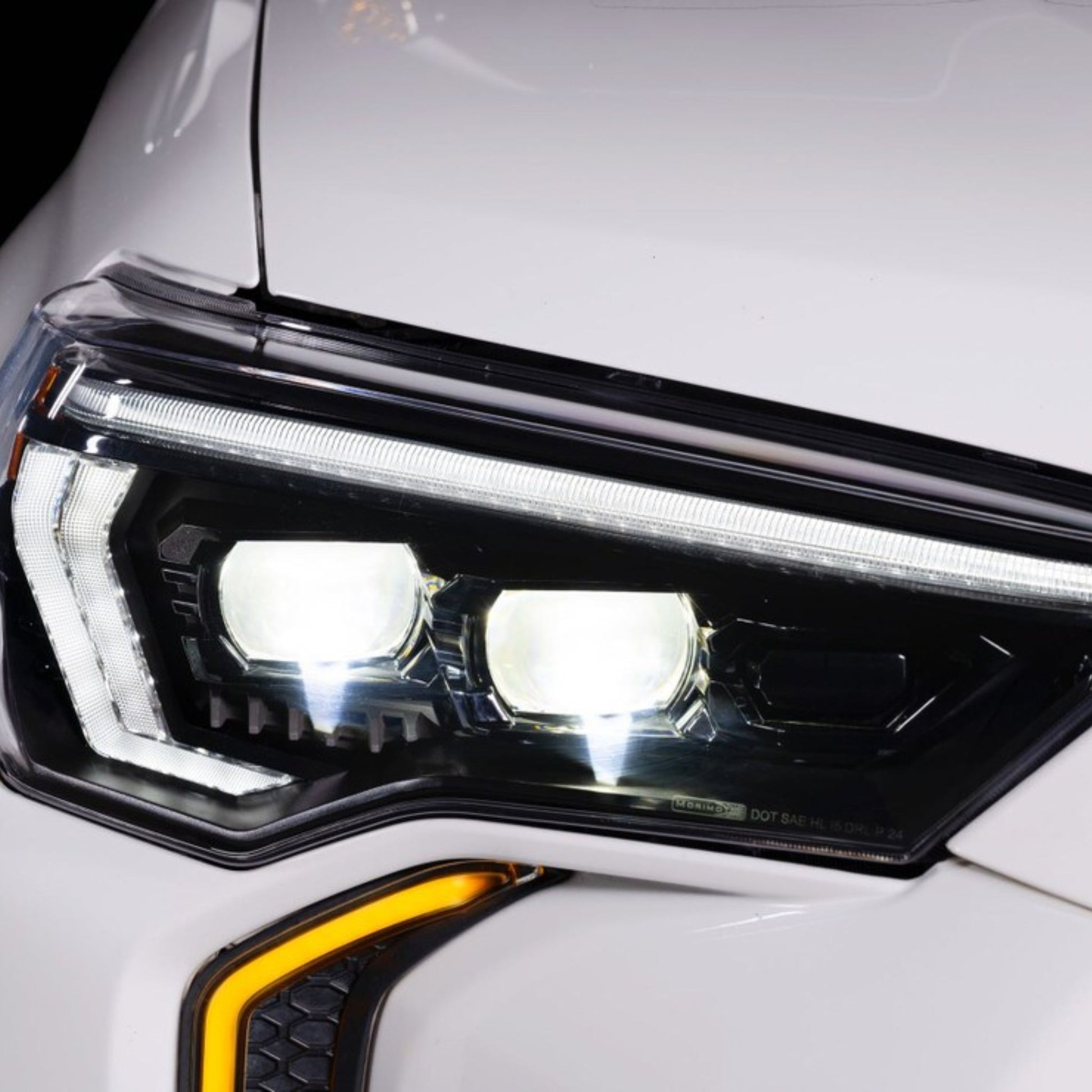 Toyota 4RUNNER: LED HEADLIGHTS (2014 - 2024) - image 9