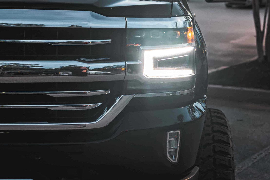 Chevrolet Silverado 1500: Headlights (2016 - 2018) - image 13