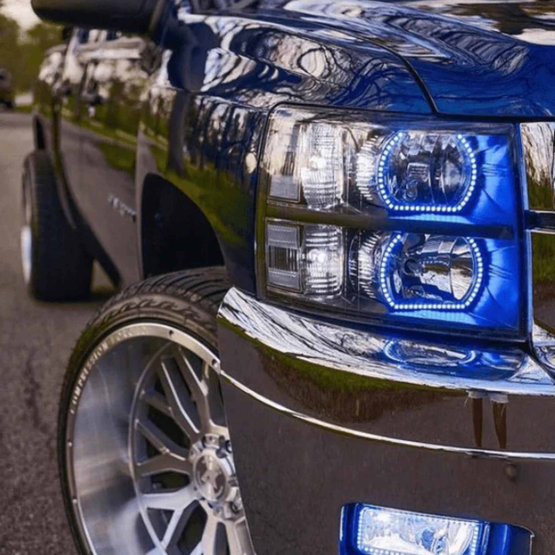 Chevrolet Silverado Flat Bottom Multicolor Halo Kit (2007-2013) - image 2