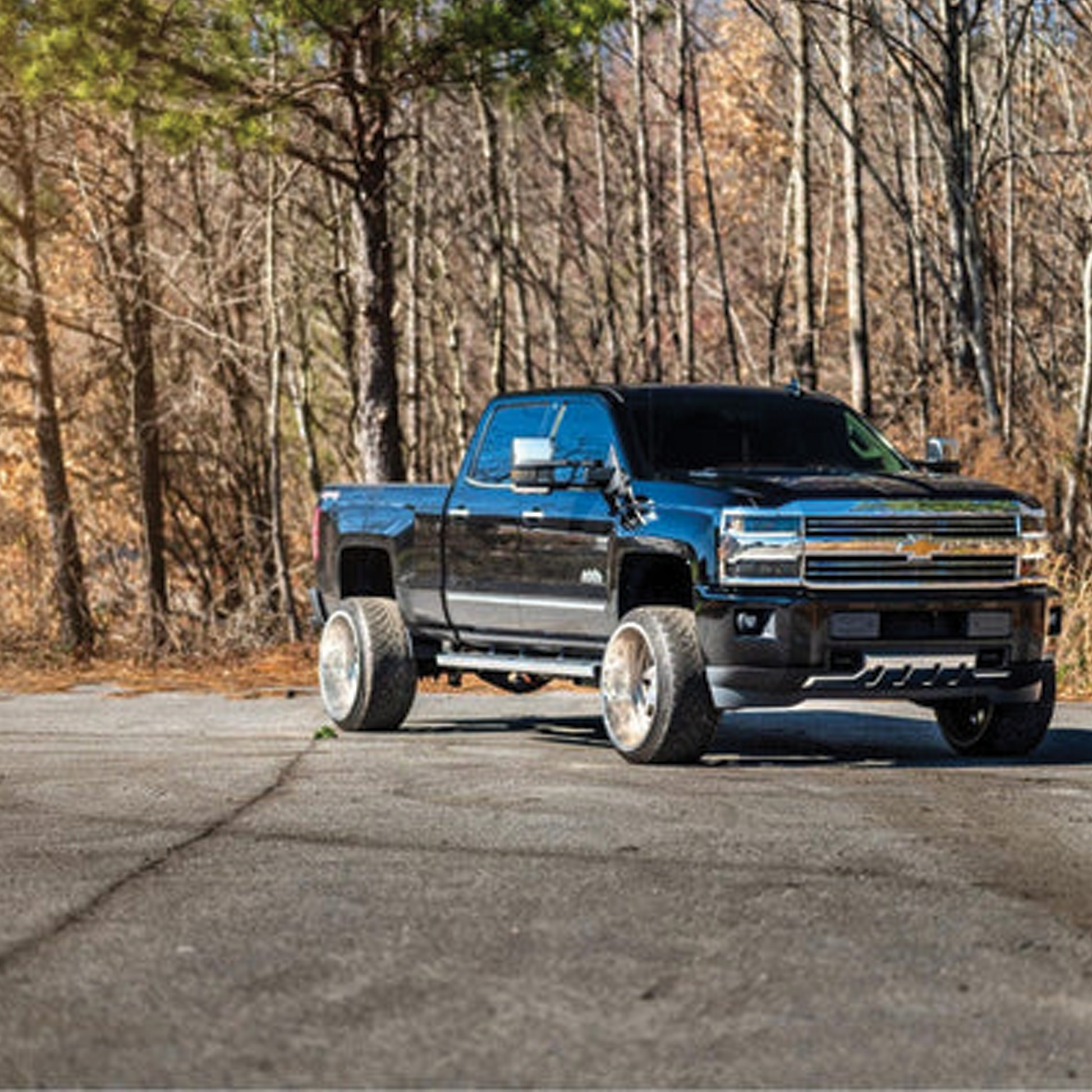 Chevrolet Silverado HD: Headlights (2015 - 2019) - image 12