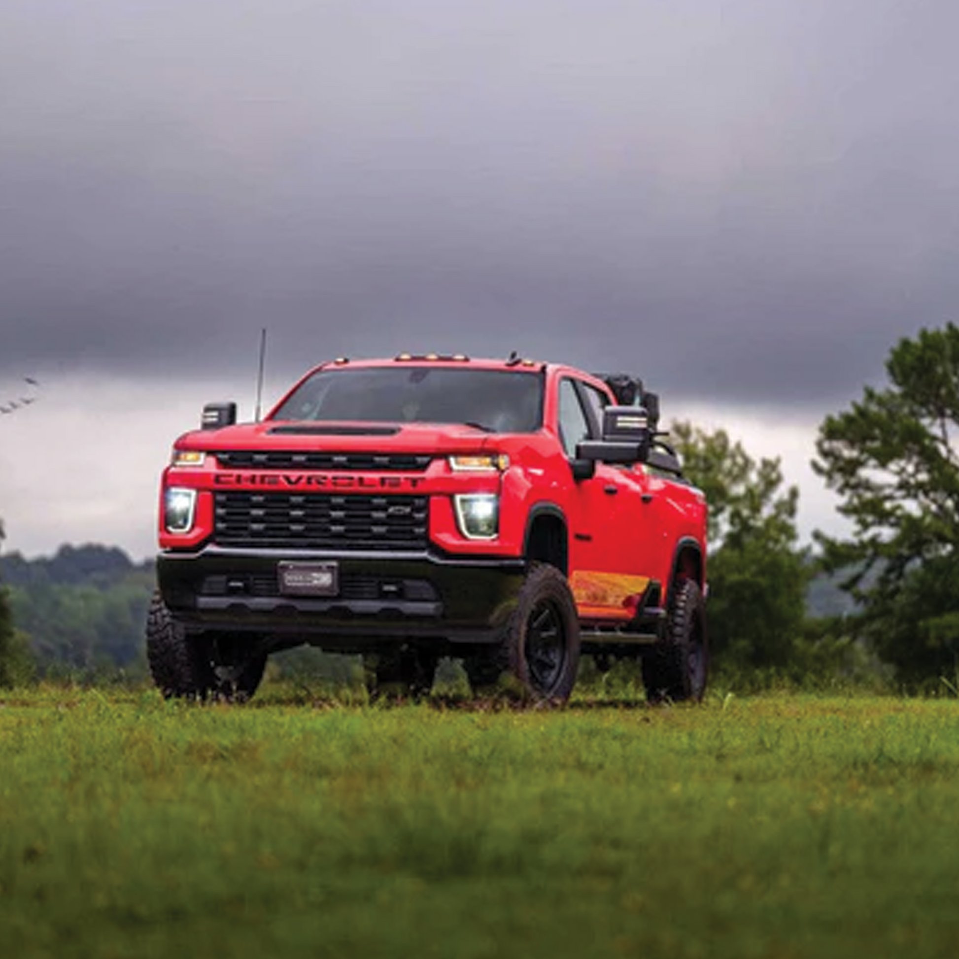 Chevrolet Silverado HD: Headlights (2020 - 2024) - image 10