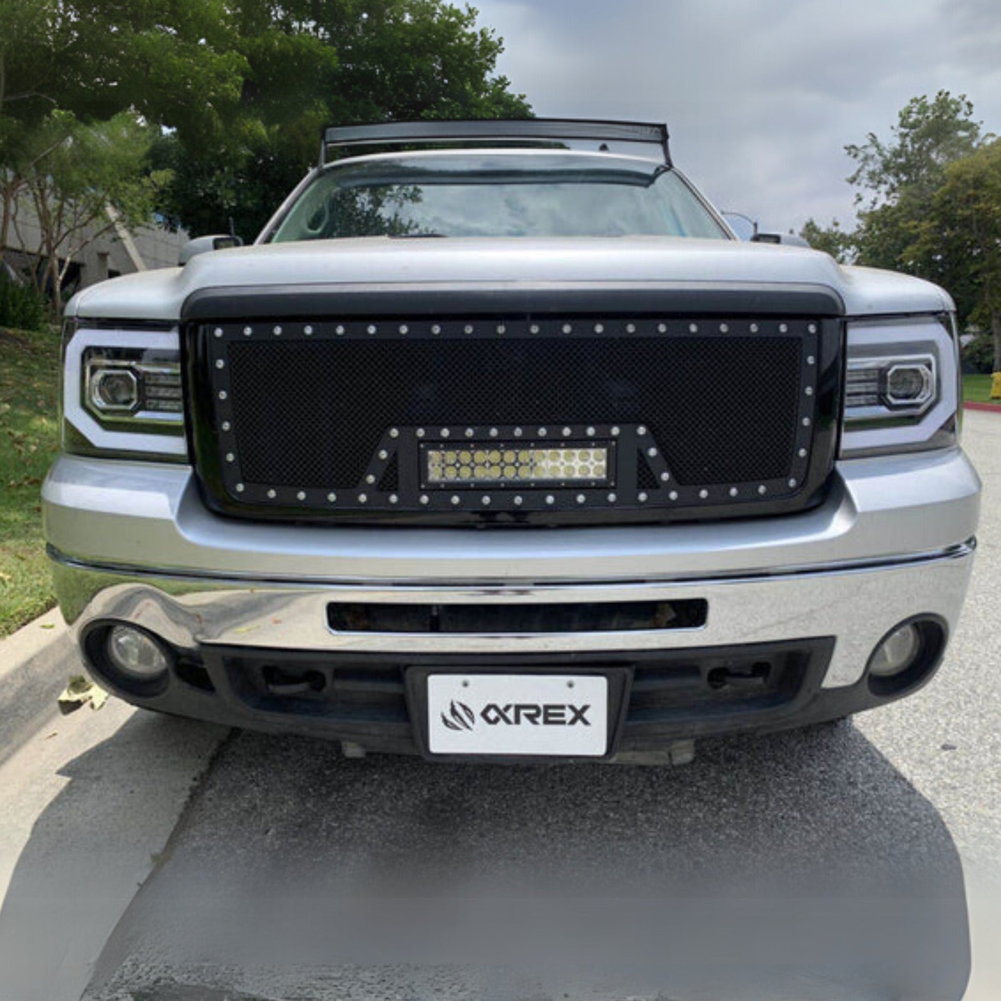 GMC Sierra (2007-2013) Headlights - image 14