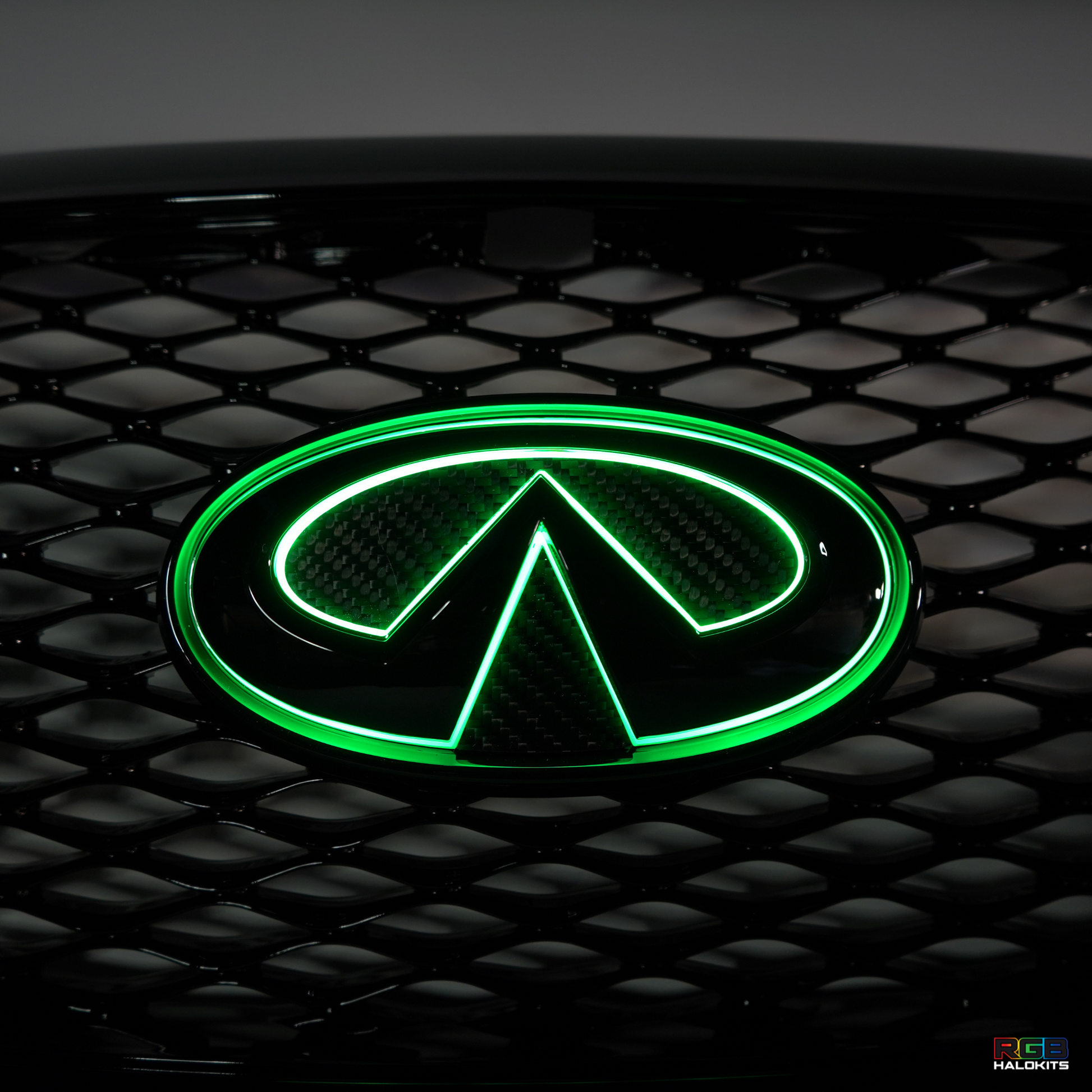 Infiniti Q50 Multicolor Flow LED emblem (2014-2024) - image 10