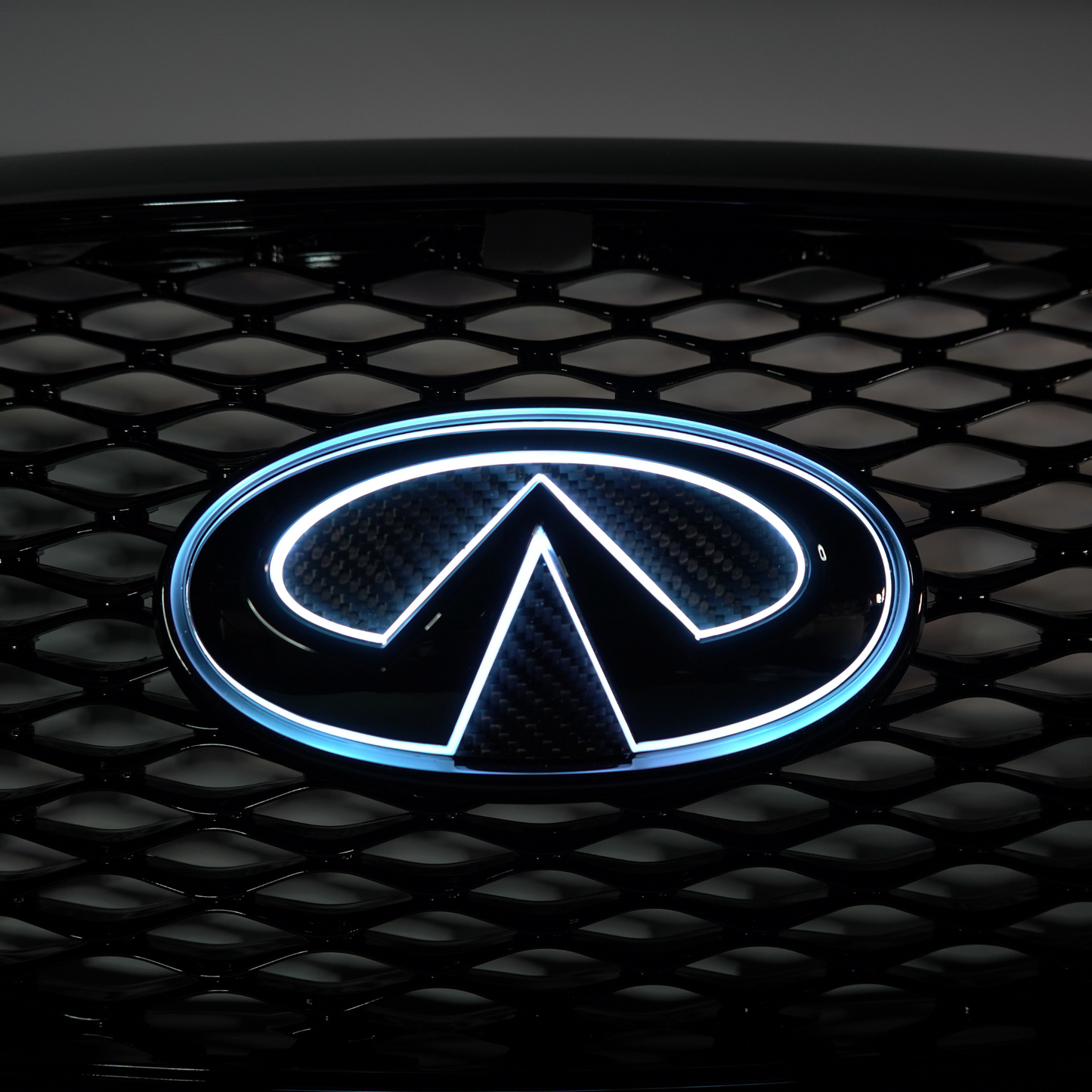 Infiniti Q50 Multicolor Flow LED emblem (2014-2024) - image 7