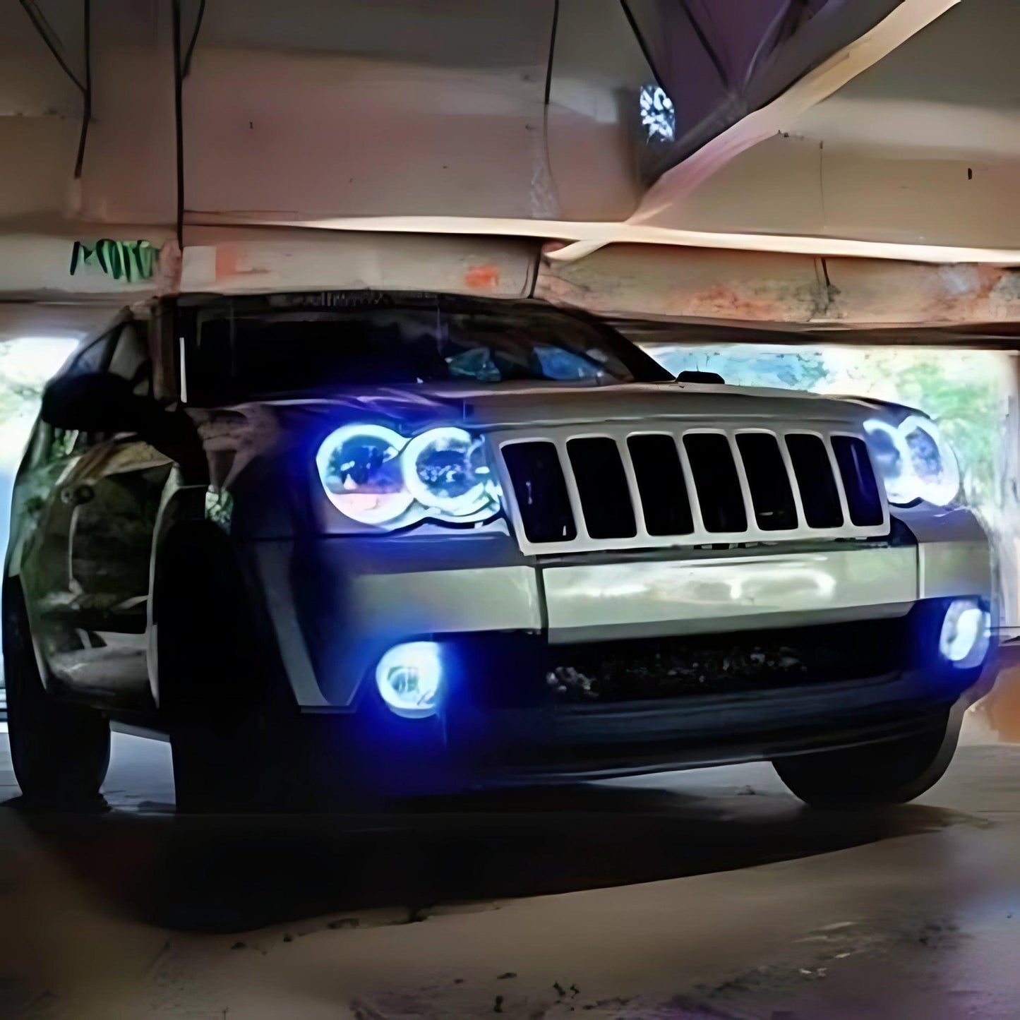 Jeep Grand Cherokee Multicolor Halo Kit (2005-2010) - image 3