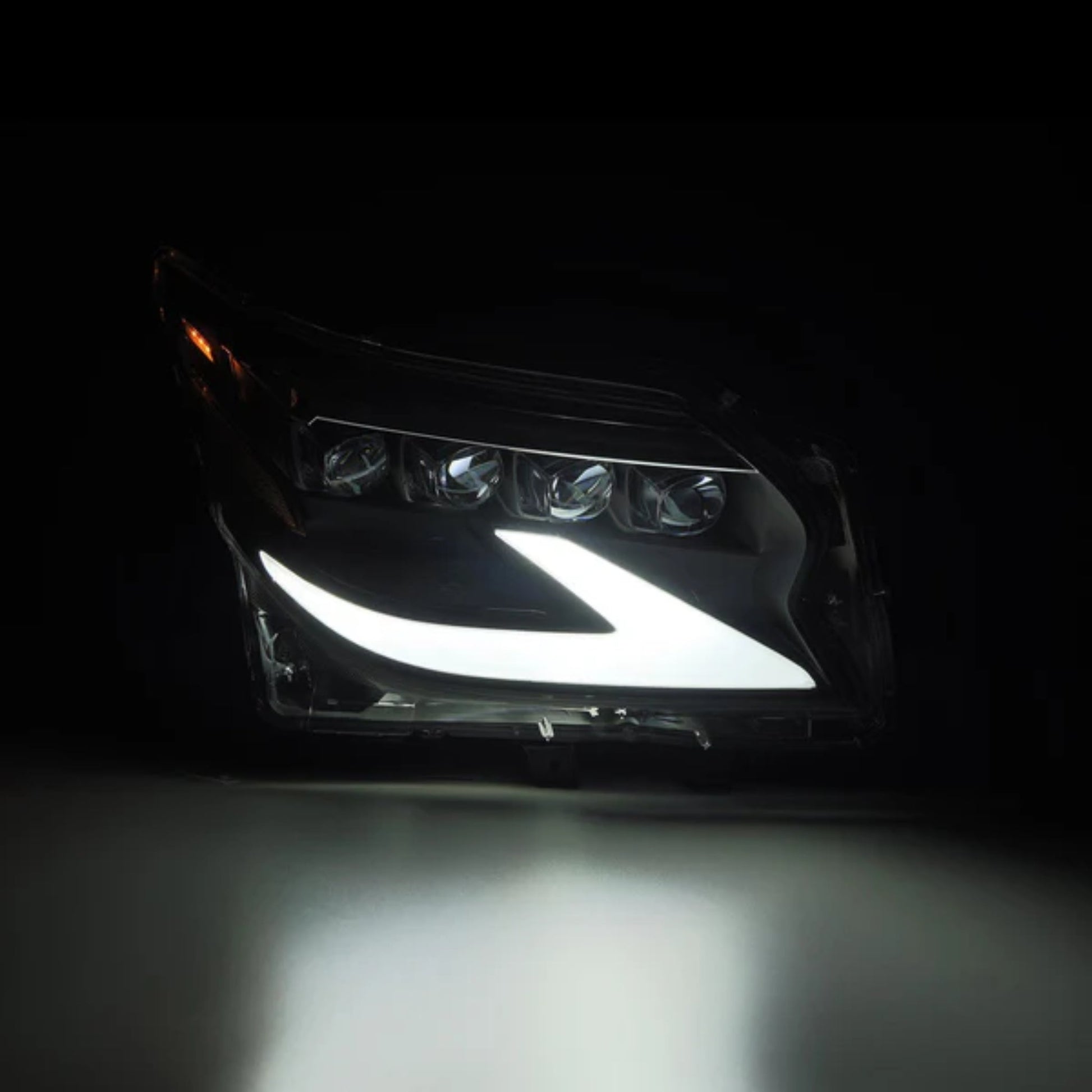 Lexus GX 460 (2014-2023) Headlights - image 3