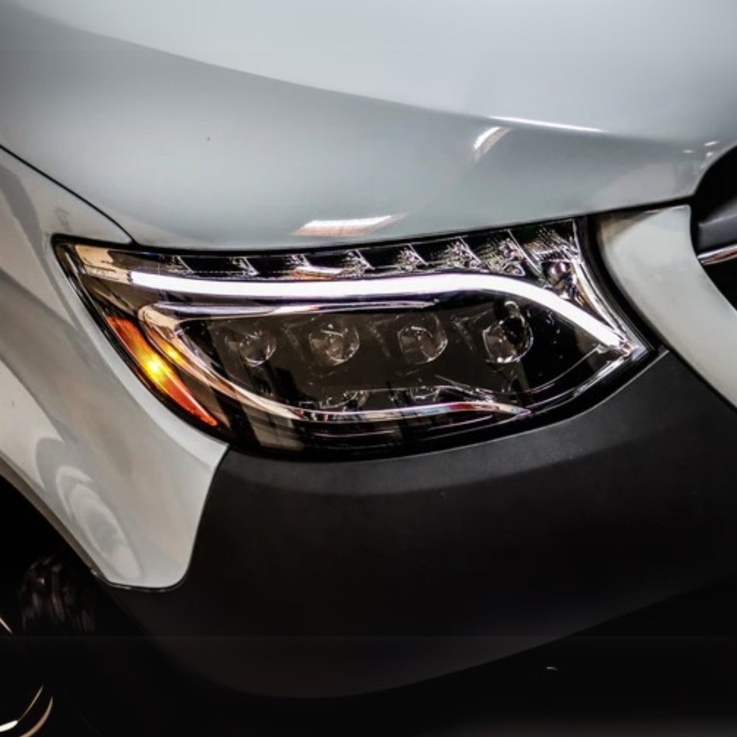 Mercedes-Benz Sprinter (2019-2024) Headlights - image 11