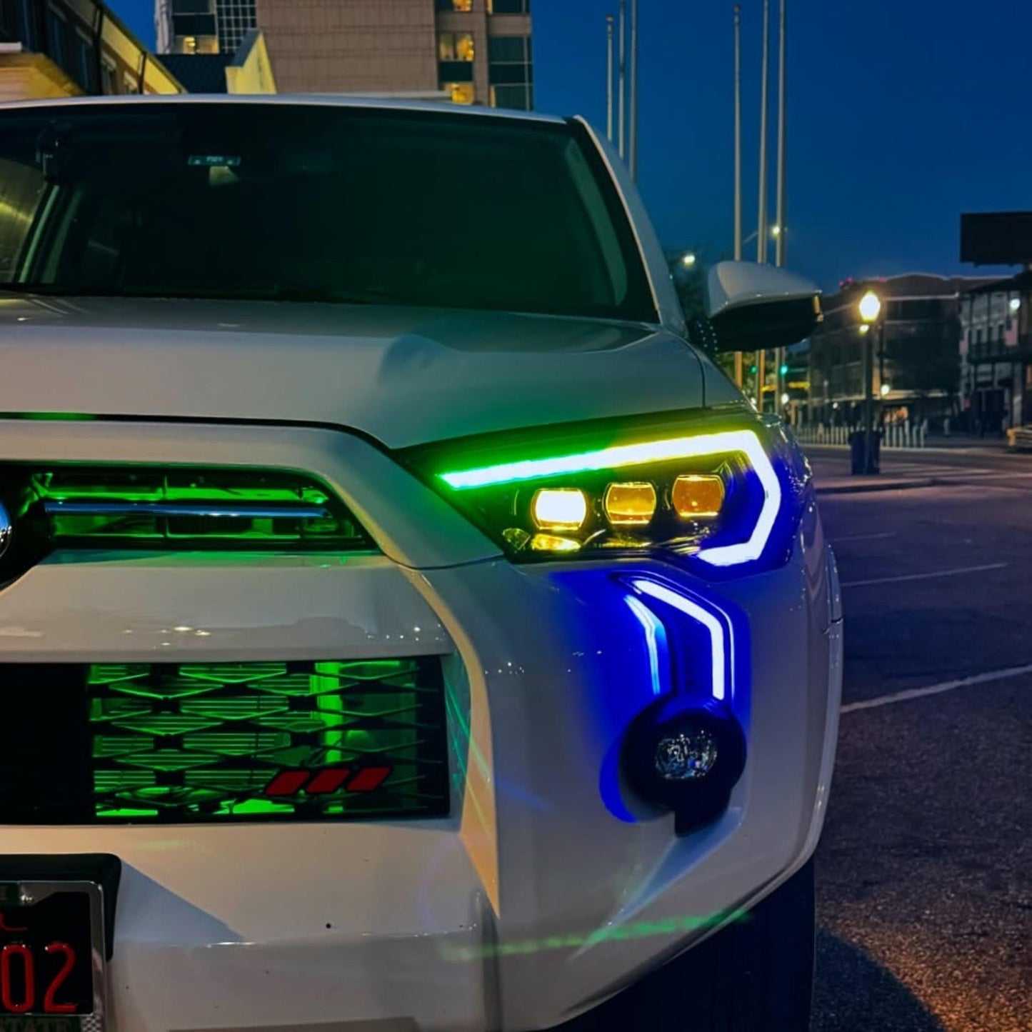 Toyota 4Runner: Multicolor Flow Series Headlights (2014-2024) - image 2